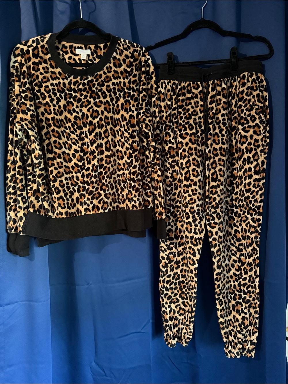 Women’s Leopard Print Pajama Set - Black Trim